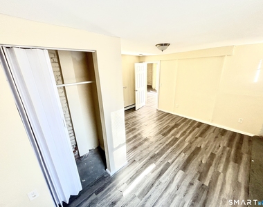 125 Hillside Avenue - Photo Thumbnail 6