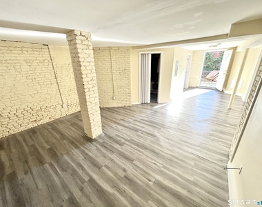 125 Hillside Avenue - Photo Thumbnail 1