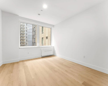 55 Broad Street - Photo Thumbnail 3