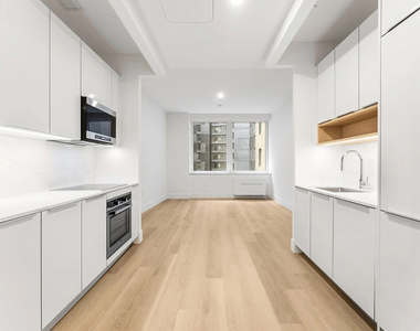 55 Broad Street - Photo Thumbnail 2