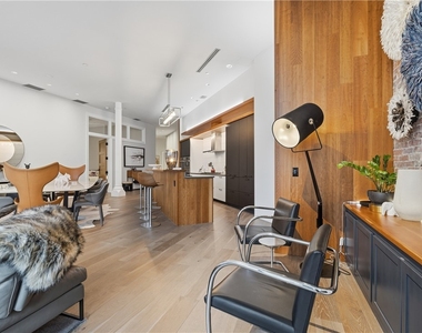 824 Liberty Ave - Photo Thumbnail 9