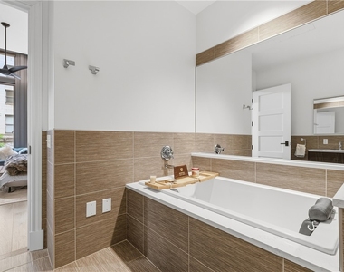 824 Liberty Ave - Photo Thumbnail 27