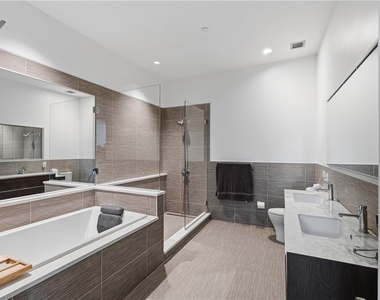 824 Liberty Ave - Photo Thumbnail 25