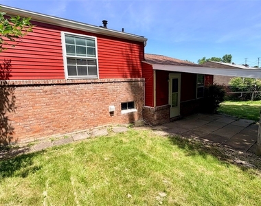 3812 Louisa St - Photo Thumbnail 37