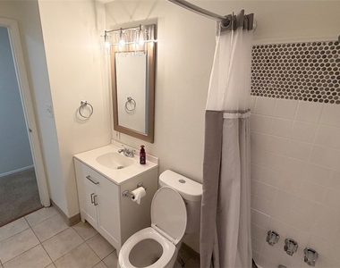 3812 Louisa St - Photo Thumbnail 14