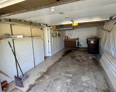3812 Louisa St - Photo Thumbnail 32