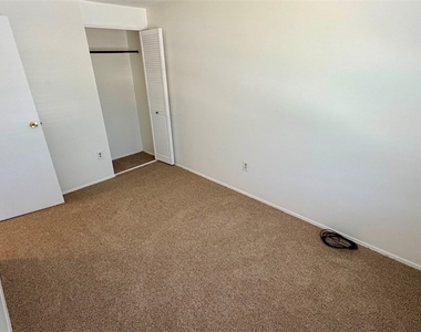 3812 Louisa St - Photo Thumbnail 20