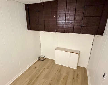 3812 Louisa St - Photo Thumbnail 26