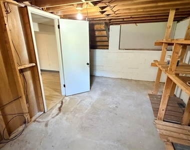 3812 Louisa St - Photo Thumbnail 30