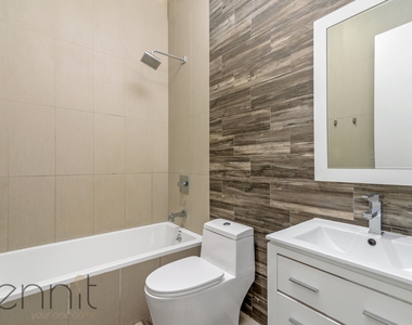 146 Wyckoff Avenue - Photo Thumbnail 6