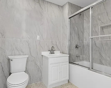 81 Willoughby Street - Photo Thumbnail 5