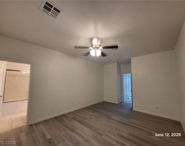 6339 Sharp Rock Court - Photo Thumbnail 7