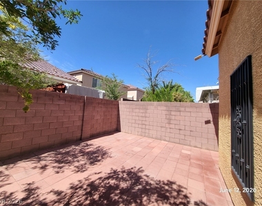 6339 Sharp Rock Court - Photo Thumbnail 18
