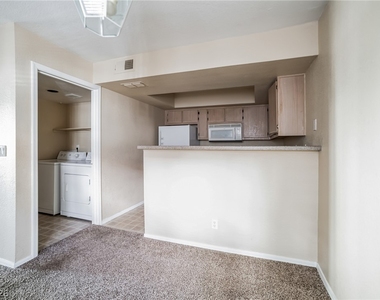 8455 W Sahara Avenue - Photo Thumbnail 4