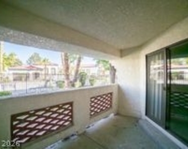 8455 W Sahara Avenue - Photo Thumbnail 13