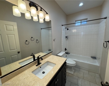 787 Fairway Drive - Photo Thumbnail 15