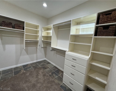 787 Fairway Drive - Photo Thumbnail 22