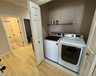787 Fairway Drive - Photo Thumbnail 12