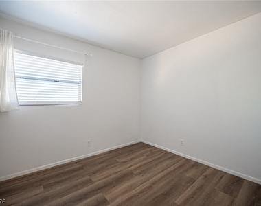 1428 Lorilyn Avenue - Photo Thumbnail 19