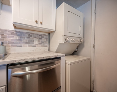 1428 Lorilyn Avenue - Photo Thumbnail 5