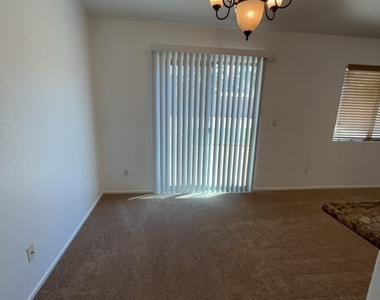 1205 Nevada Blaze Avenue - Photo Thumbnail 2