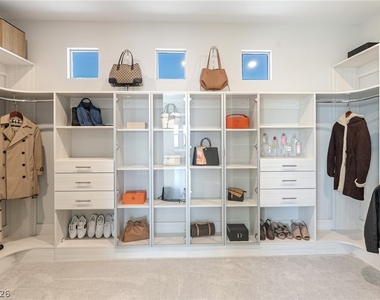 212 Carmel Sky Street - Photo Thumbnail 21