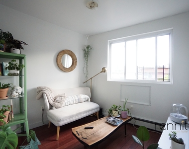 1022 Broadway - Photo Thumbnail 1