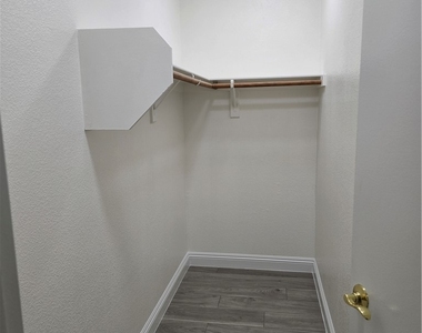 1881 W Alexander Road - Photo Thumbnail 17