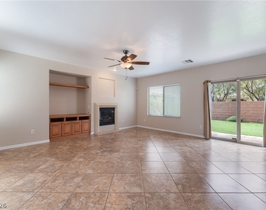 4405 Penguin Avenue - Photo Thumbnail 12