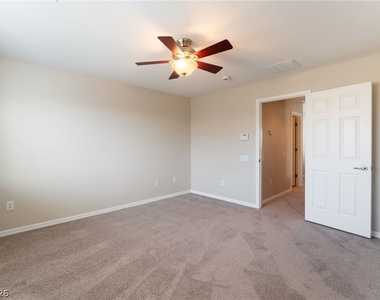 4405 Penguin Avenue - Photo Thumbnail 28