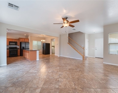 4405 Penguin Avenue - Photo Thumbnail 6