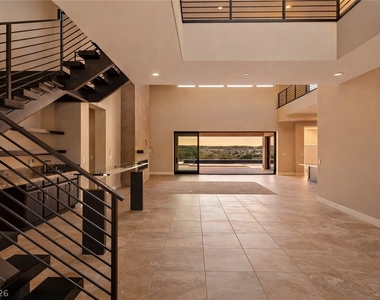 72 Bella Lago Avenue - Photo Thumbnail 3