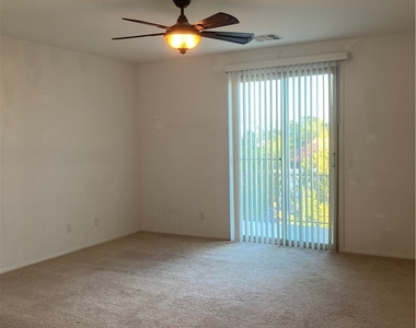 3432 Butterfly Bush Street - Photo Thumbnail 20