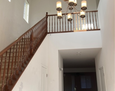 3432 Butterfly Bush Street - Photo Thumbnail 2