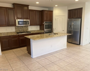3432 Butterfly Bush Street - Photo Thumbnail 3
