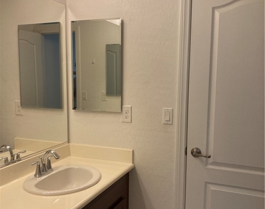 3432 Butterfly Bush Street - Photo Thumbnail 26