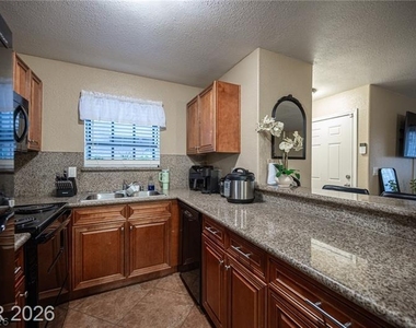 2969 Juniper Hills Boulevard - Photo Thumbnail 14