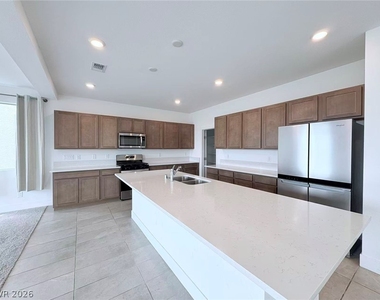 8044 Texas Hills Street - Photo Thumbnail 12