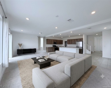 8044 Texas Hills Street - Photo Thumbnail 6