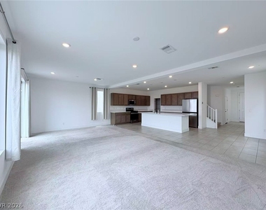 8044 Texas Hills Street - Photo Thumbnail 7