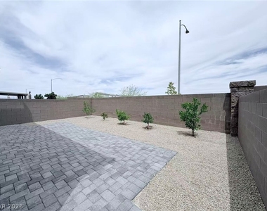8044 Texas Hills Street - Photo Thumbnail 51