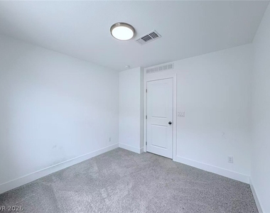 8044 Texas Hills Street - Photo Thumbnail 36