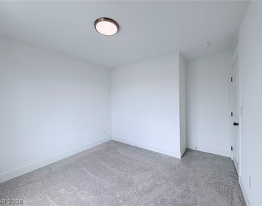 8044 Texas Hills Street - Photo Thumbnail 41