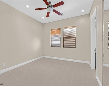 2846 Soft Horizon Way - Photo Thumbnail 19