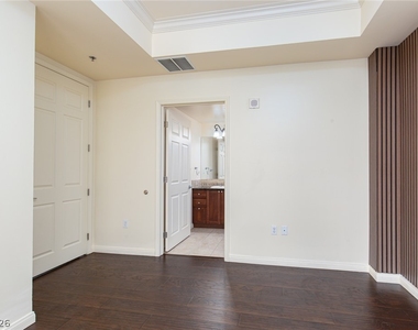 2405 W Serene Avenue - Photo Thumbnail 14