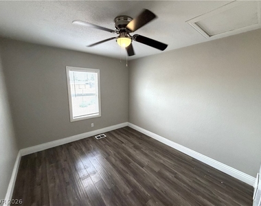 5930 Dodd Street - Photo Thumbnail 6