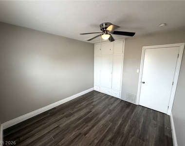 5930 Dodd Street - Photo Thumbnail 7