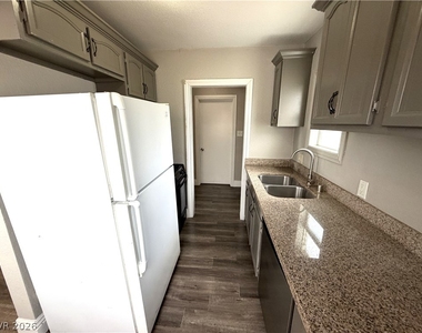5930 Dodd Street - Photo Thumbnail 3