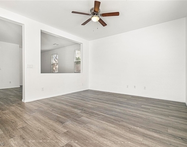 937 Lord Crewe Street - Photo Thumbnail 7