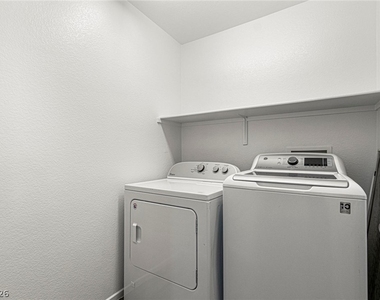 937 Lord Crewe Street - Photo Thumbnail 26